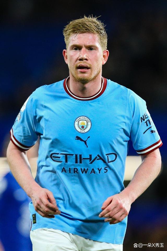 米体：劳塔罗近6个月奔波10.4万公里参加比赛，能绕地球三圈