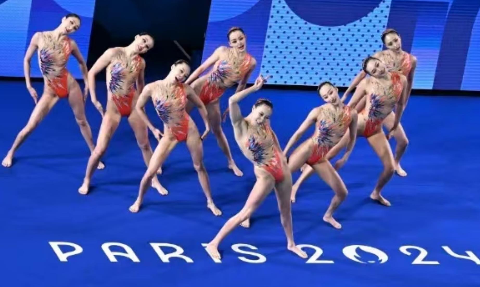 巴西队在阿森纳基地训练，安切洛蒂与阿尔特塔会面并合影